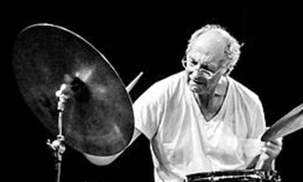 {{ post.image.alt }}